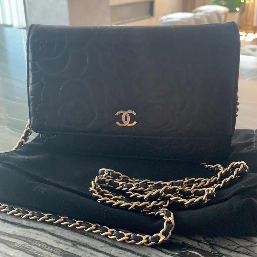 Lambskin Camellia Embossed Wallet on Chain WOC Black